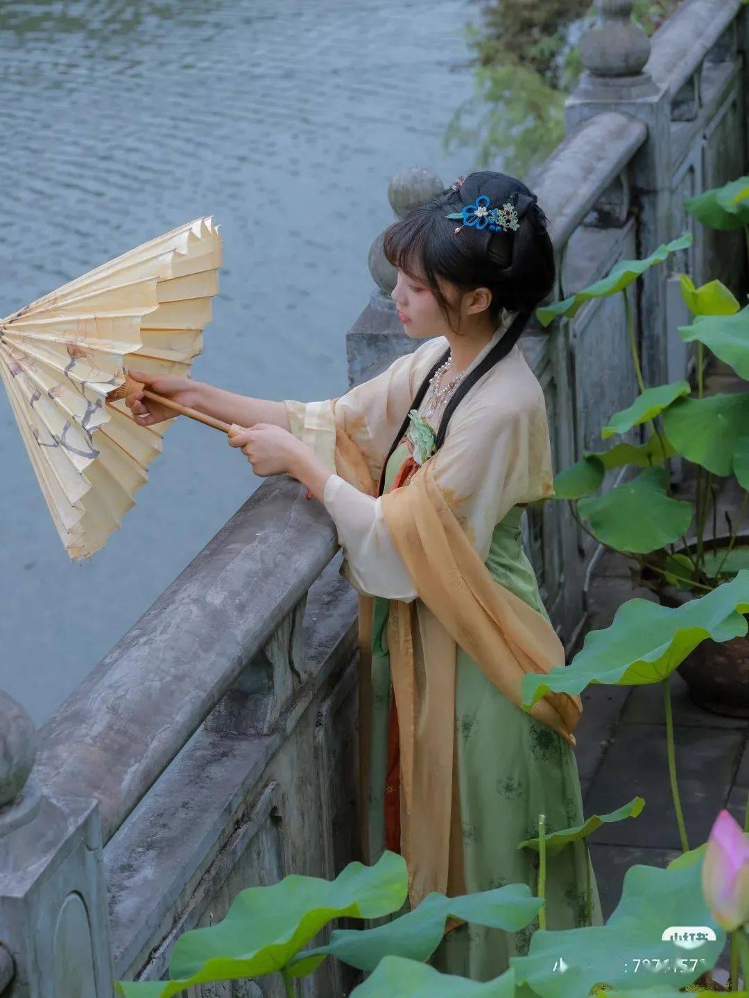 哈尼和她的宠物们