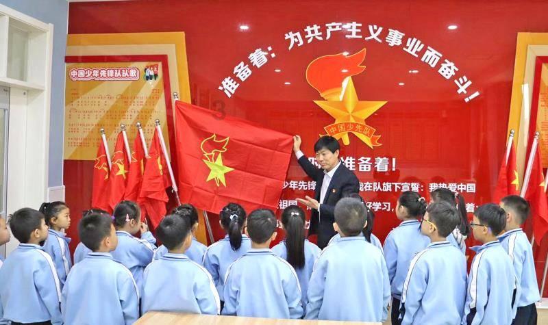 作为中国男人是不是很悲催？游戏画面