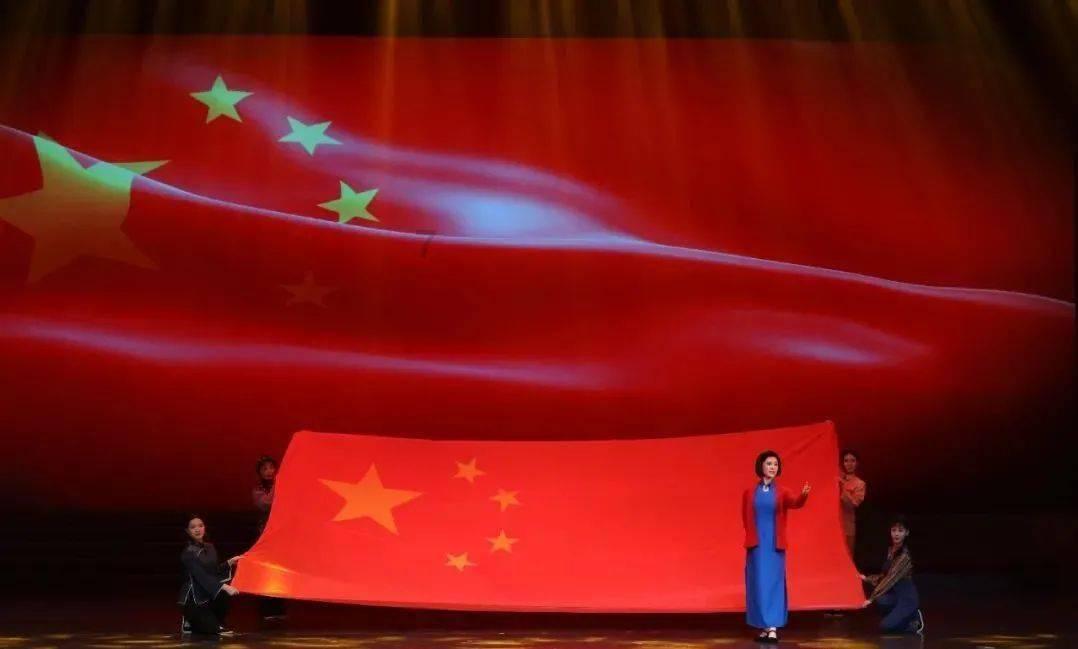 俄国家杜马国防委员会主席称运送战俘的伊尔-76运输机坠毁原因是被导弹击中