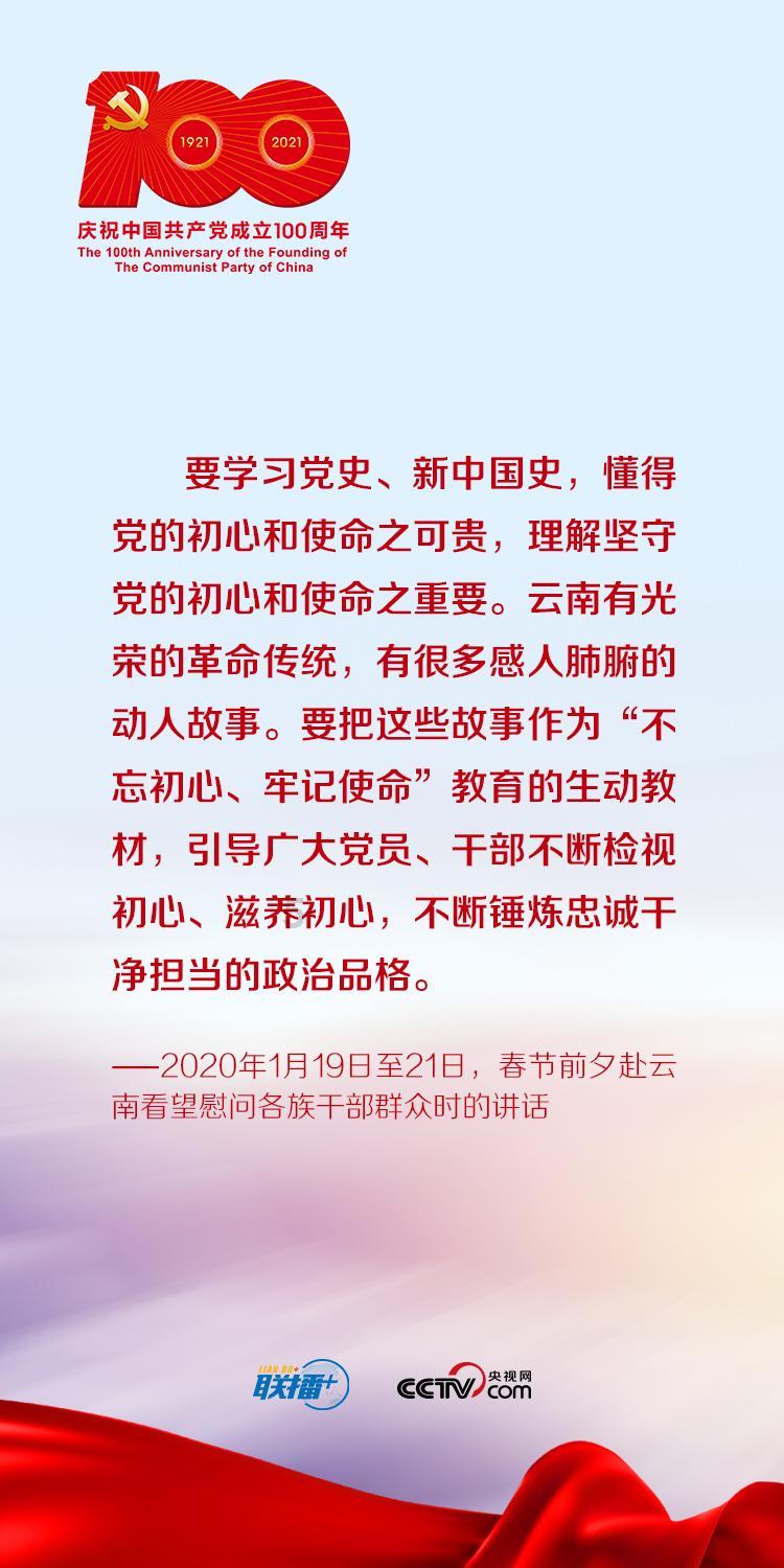 男孩吃鸡腿