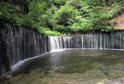 “刘能媳妇”孙立荣，为何能成为赵本山首位女高徒？游戏画面