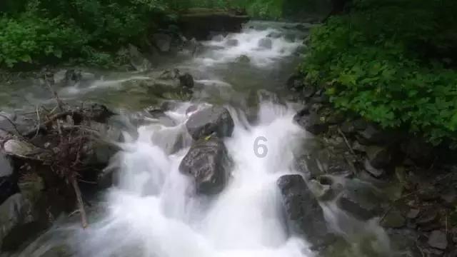 滑动蓝色方块