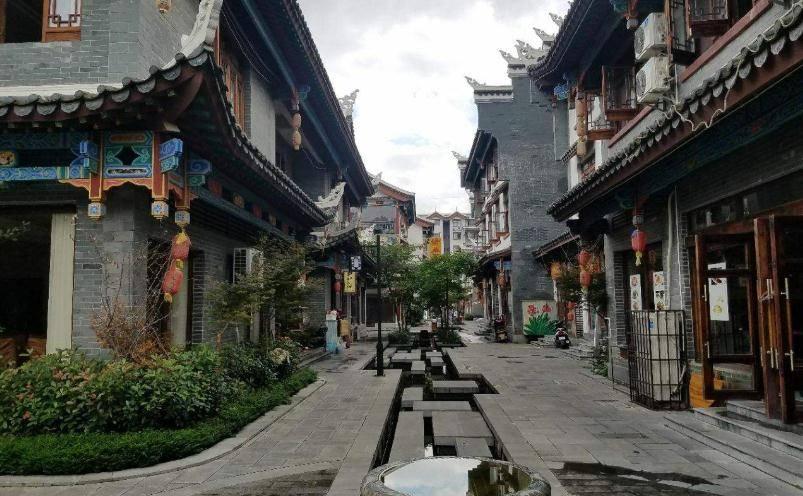 厦门留光末路迷途:《北京女子图鉴》:女人混得好,不如嫁得好吗?别天真了