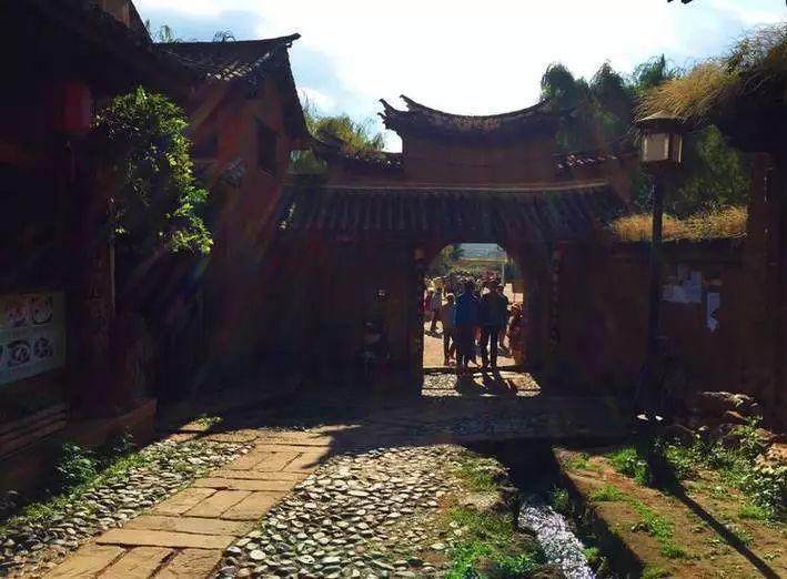 “刘能媳妇”孙立荣，为何能成为赵本山首位女高徒？游戏画面